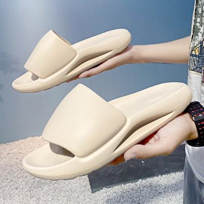 China New Style Trend Fashion Big Size Beach Men Slipper Summer Comfortable Outdoor Slides Sandals Comfortable Outdoor Yeezy Slippers for sale