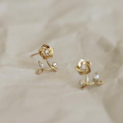 China New Arrival Stud Earrings Fine Luxury Chic Bulk Cute Small Jewelry Gold Silver Earrings As Gift for sale