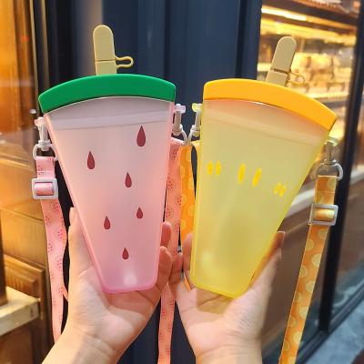 China Creative Lady Cute PP Straw Fruit Cup 400ml Kids Drinking Bottle Plastic Water Bottles Drink Purses Handbags for sale