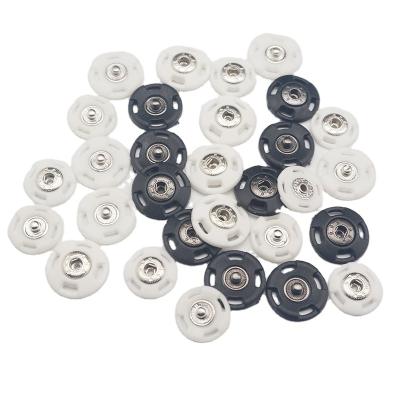 China Shiny Polish Dry Cleaning Factory Metal Round 4 Holes Sewing Press Snap Fastener Button Two Parts Flat Back Zinc Alloy Snap Button For Coat for sale