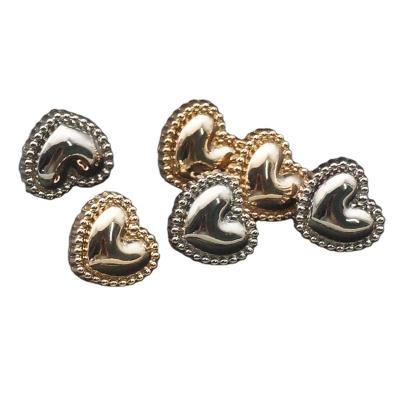 China Customized Sewing Leg Buttons Goldluxury Alloy Small Metal Heart Shaped Leg Button 3D Dry Cleaning 11Mm Retro for sale