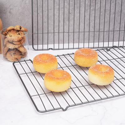 China Starck Disposable 15 Inch Color Rectangle Wire Toast Nonstick Gray Cake Bread Cooling Racks For Baking Tray Tray for sale