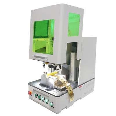 China 60w Automated Loading Chuck 1mm Mini Gold Laser Cutting Machine With Enclosure for sale