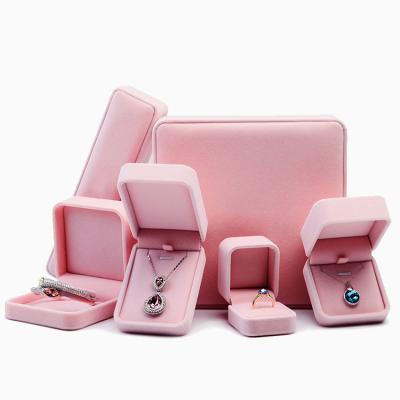 China SUNDO Factory wholesale price jewelry necklace bracelet earring ring wedding gift rose velvet jewelry boxes for sale