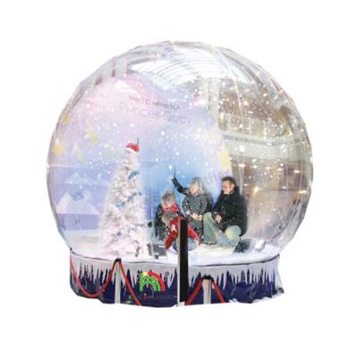 China Life Size Inflatable Photo Booth Christmas Snow Globe for sale