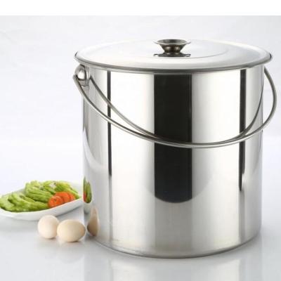 China Viable Wholesale Stainless Steel With Lid Barrel Oil Bucket Water Bucket Portable Canteen Food Container for sale