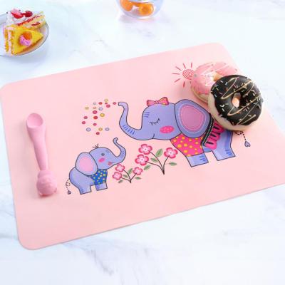 China Reusable Silicone Kitchen Table Mat Non Slip Foldable Kids Reusable Baby Food Place Mat For Baby Table Dish Mat for sale