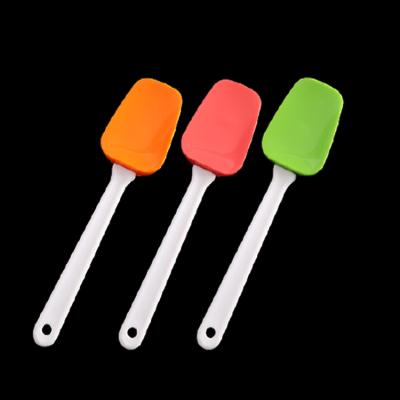 China Viable Kitchen Cake Cream Scraper Icing Spatula Silicone Spatula Set Detachable Reusable Baking Spatula Large for sale