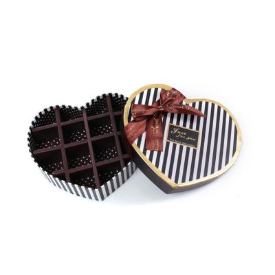 China Small Heart Shaped Recyclable Paper Cardboard Chocolate Candy Packaging Boxes For Chocolate Chips With Insert With Ribbon for sale