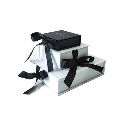 China Low Price Recyclable Premium China Custom Gift Packaging Printed Rigid Ribbon Paper Box for sale