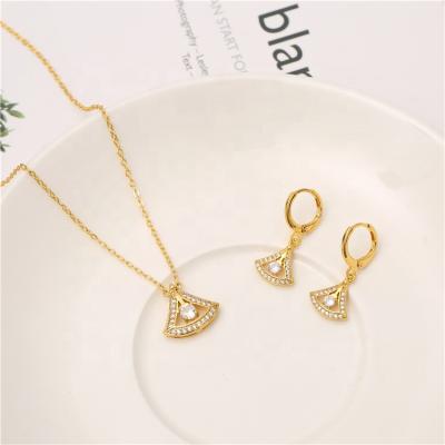 China FASHIONABLE Hot Selling Ethiopian Jewelry Set 24k Gold Brass Indian Real Zircon Diamond Women Wedding Bridal Fine Jewelry for sale