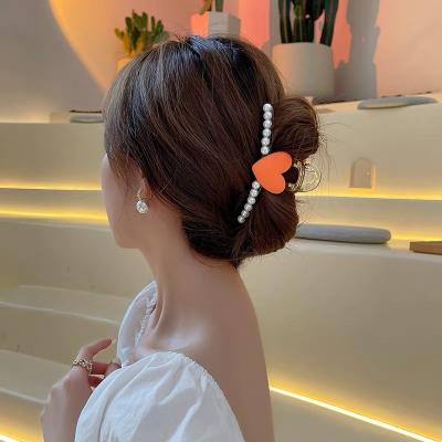 China Soft Cute Decorative Female Head Accessories Big Pearl Heart Women Shark Hair Clips Wholesale Soft Hair Accessories for sale