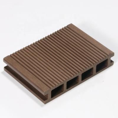 China Modern Good Prices Waterproof Outdoor Anti-UV Cavity WPC Decking For Garden Balcony Decking for sale