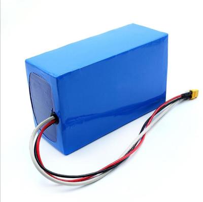 Cina Un litio Ion Battery 12V 24V 48V 20AH 50AH Toy Car Drone Battery Pack di 18650 motorini in vendita