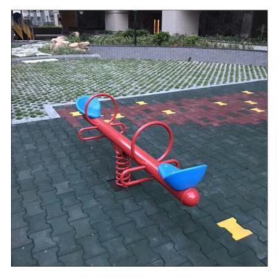 China Modern Colorful Dogbone Floor Safety Playground Rubber Mat for sale