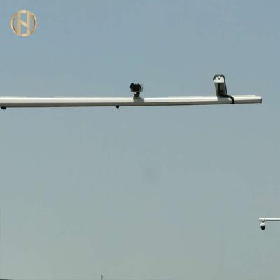 China Achteckiger Befestigungshöhen-Wind Form-Stahl CCTV Pole 3-20M beständig zu verkaufen