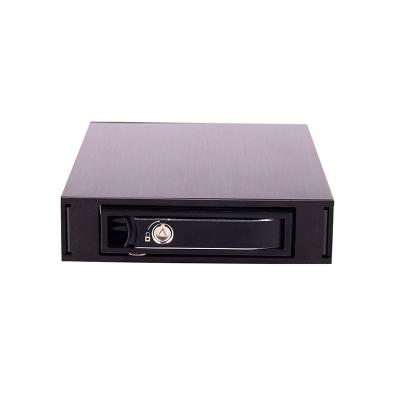 China Aluminum Aluminum Removable 2.5in Tray SATA SSD Hdd Anti-vibration Mobile Rack For 3.5in Soft Bay for sale