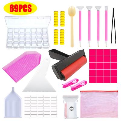 China Minimalist Diamond Painting Tools Set and Accessory Bundles 5D Diamond Art Craft Container for sale