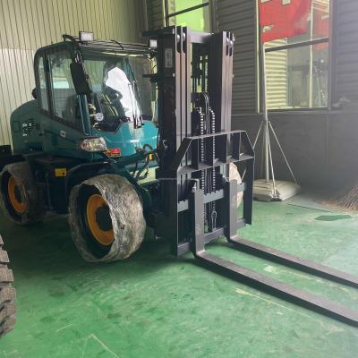 China 4wd rough terrain forklift 2 ton 3 ton forklift normally with 4 wheel drive for sale