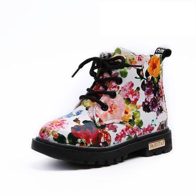 China Fashion trend 2021 autumn winter Amazon flower printing durable soft little girls ankle boots shoes for sale