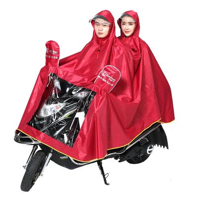 China Motorcycle 100% Rain Traveling Waterproof Raincoat For Two Men 100% Poncho Raincoat For Adult for sale