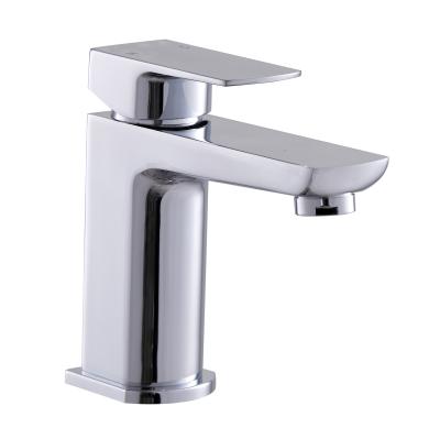 China Eenvoudige Stijlvolle Contemporary Bath Mixer kraan Messing Chrome Afwerking Te koop