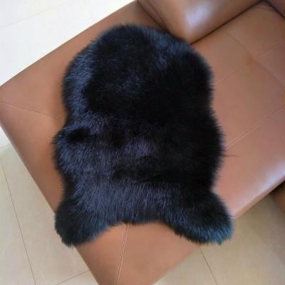 China OEM Washable Home Service Decoration Fur Blankets Sheepskin Fur Rug Plush White Faux Fur Blanket for sale