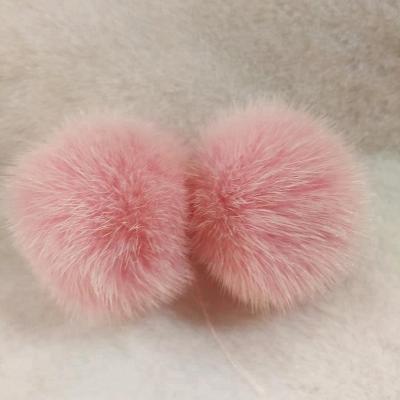 China Smooth/Eco-Friendly/Fluffy/Handmade Sensitive Head Chain Scythe Mink Raccoon Fox Fur Ball for sale