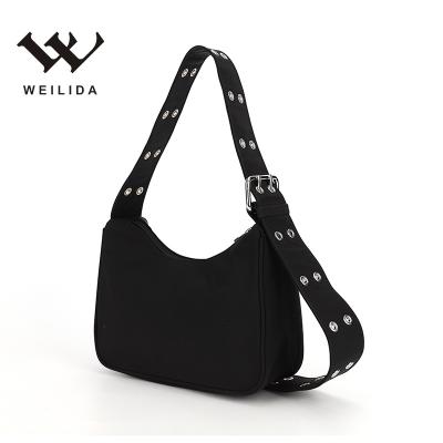 China 2021 new fashion office hot women shoulder bag black nylon armpit handbag for sale