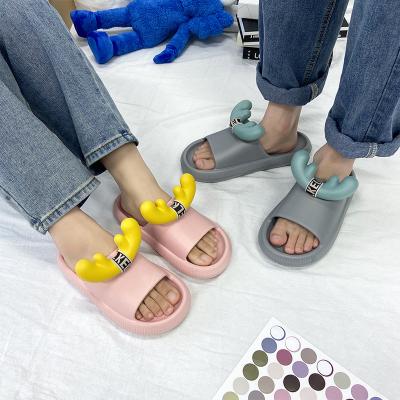 China Fashion trend cartoon shoes deerou tdoor kids slippers kids boys and girls shoes girls home slippers for ladies EVA Kids Slippers for sale