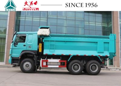 China 10 Speculant HOWO Stortplaatsvrachtwagen 15 cbm-20 CBM Capaciteit met Superieure Hittedissipatie Te koop