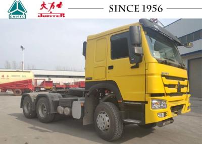 China Gele HOWO 6X4-tractorvrachtwagen / trekker met 420 pk voor brandstoftransport Te koop