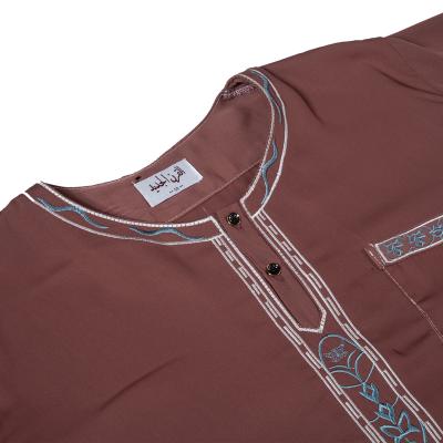 China Cotton+Polyester Muslim Islamic Kaftan Kaftan Long Sleeve Middle East Saudi Arabia Men Short Sleeve Robes Islamic Clothing Pajamas Robe for sale