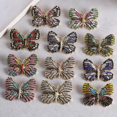 China ALLOY Manufacturer Wholesale Korean Creative Butterfly Brooches Exquisite Brooch Alloy Diamond Brooches for sale