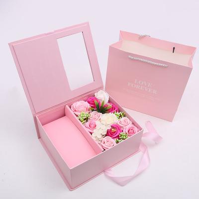 China Custom Fashion Mummy Girlfriend Luxury Flower Packaging Box Recyclable For Mushroom Rose Gift Sets With Ribbon for sale