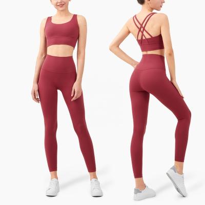 China Breathable Womens Tracksuits 2 Pieces Set Women Plus Size Set Clothing Summer Sport Yoga Running Sets for sale