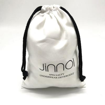 China BIODEGRADABLE Lightweight Drawstring Cheap Travel Make Up Pouch Bag 12oz Canvas Cosmetic Drawstring Bag for sale