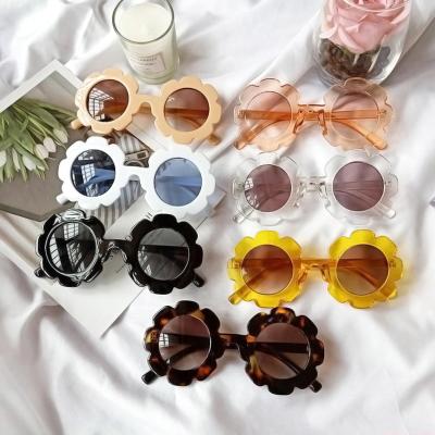 China Fashion Sunglasses Shape Party Vintage Designer Round Flower Kids Baby Safety Sunglasses Toddler Girl Sun Glasses Newest 2021 for sale