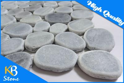 China M033 Italy Gray Polished Pebble Stone Mosaic Tile For Outdoor Wall Decoration Materials for sale