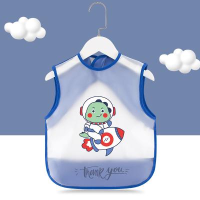 China Printed Food Grade Pattern Soft Clean Waterproof Baby Dresses Wholesale Customized Printed Feeding Bib Washable With Food Catcher Hot Selling for sale