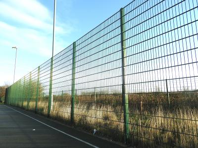 China alambre doble Mesh Fencing de la estructura de la rejilla del poste del rectángulo en venta