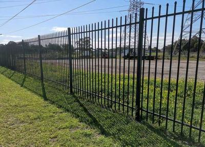 China Garden Steel Fence Black Spear Top Tubular Steel Fence Panels Galvanized Black Steel Fence en venta