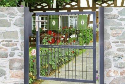 China 50*200mm Hole Single Modern Metal Garden Gates for sale