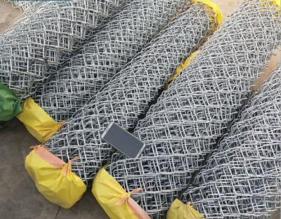 China ISO Diamond Gardens Chain Link Fence 8 Ft hoch zu verkaufen