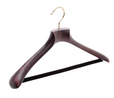 China New Manufacturing Eco-friendly Antique Luxury Suit Hangers Wooden Coat Hanger With Bar for sale