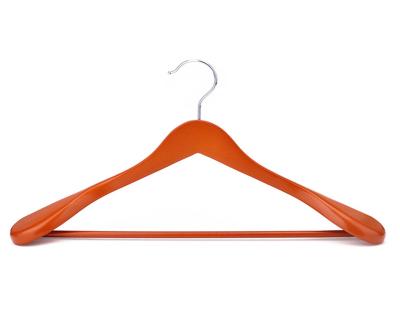 China Large Vintage Eco-Friendly Wooden Coat Hangers Suit Hanger With Bar For Amazon for sale