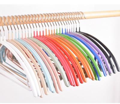 China Factory Direct Selling CLASSIC PVC Metal Trouser Coating Hangers Curve Shape Hanger for sale