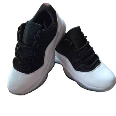 China Breathe Free High Quality Lace Up Air Cushion Sport Running Shoe Basketball Shoes Wholesale for sale