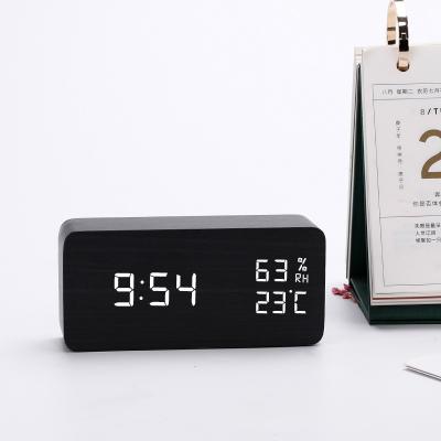 China Antique Nap Custom Corporate Function Gift Style LCD Digital Display Wooden Digital Clock Alarm Clock Multifunction Online Shopping Dawn for sale