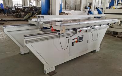 China Honingkorfplank V Notching Machine 1800mm 4.4x2x1.4m Installatie afmeting Te koop